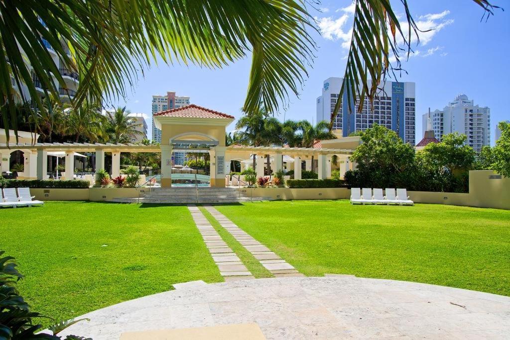 Апартаменти Deluxe Chevron Renaissance Голд-Кост Екстер'єр фото