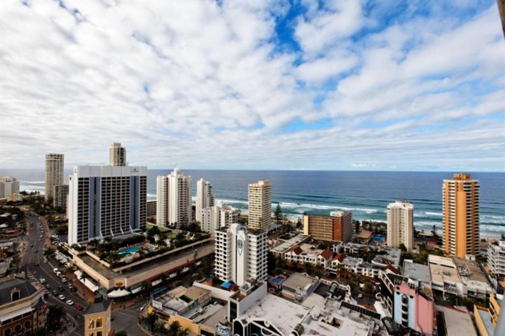 Апартаменти Deluxe Chevron Renaissance Голд-Кост Екстер'єр фото