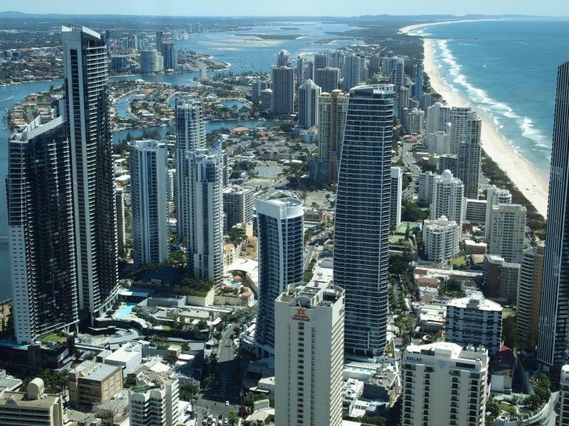 Апартаменти Deluxe Chevron Renaissance Голд-Кост Екстер'єр фото